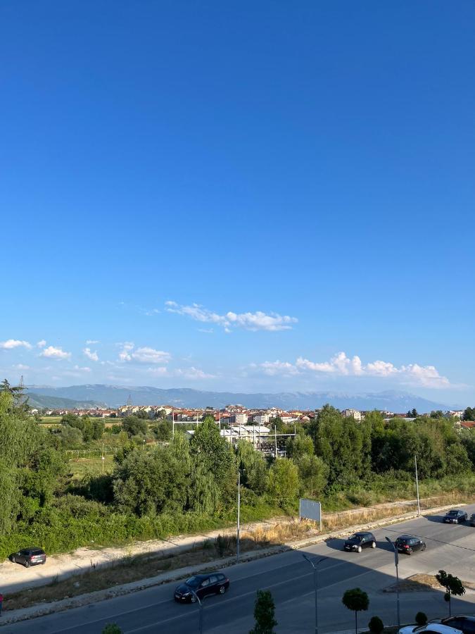 Kubi Hotel Struga Bagian luar foto